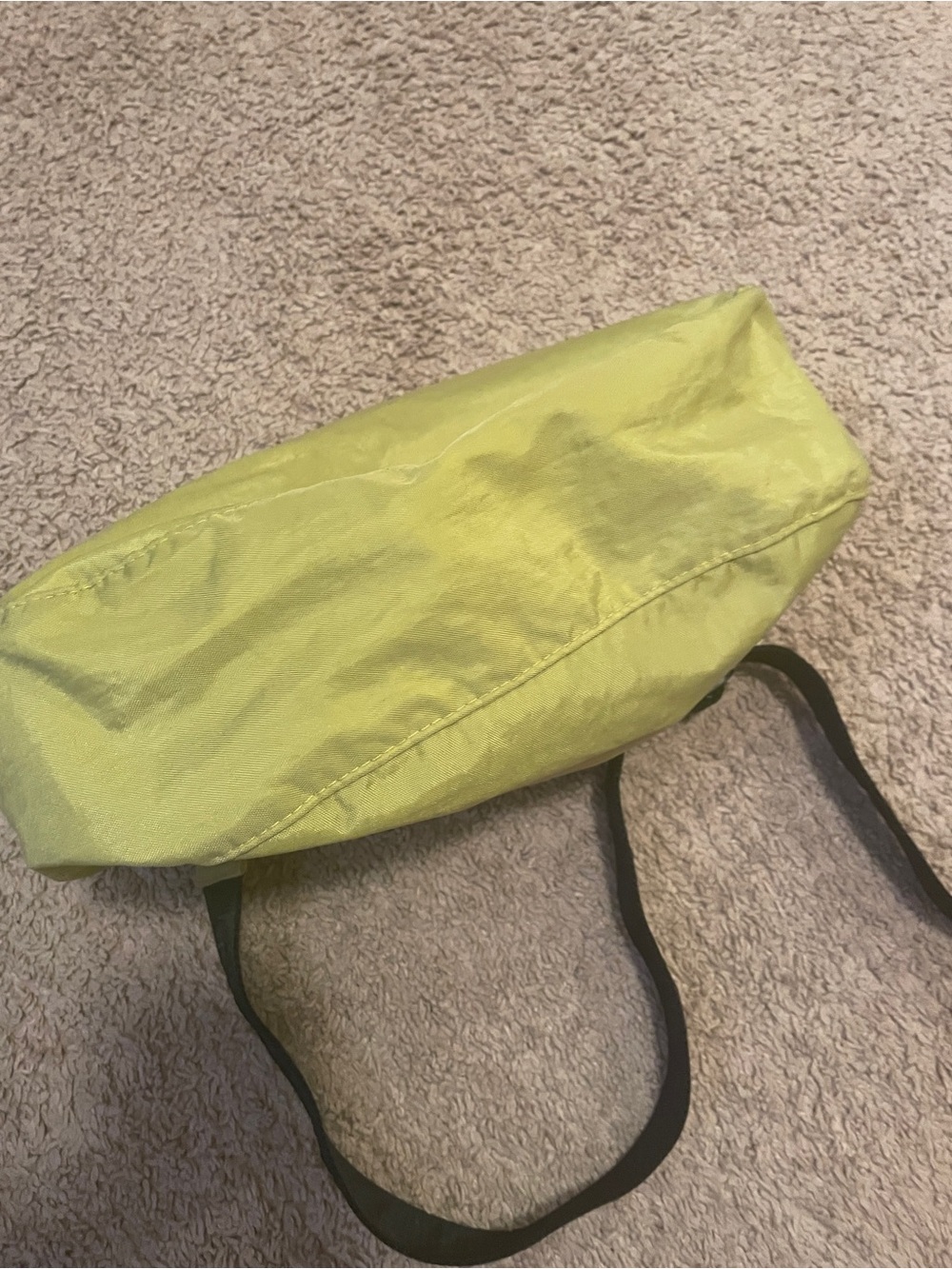 Baggu Crescent Bag Lemongrass Green Medium - Picture 2 of 7